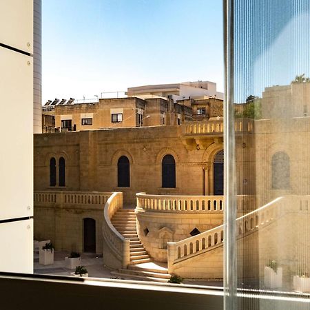 Hyatt Regency Malta Hotel St. Julian's Exterior foto View of the museum